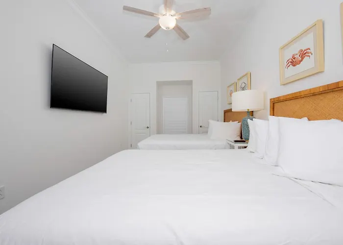 Phoenix Gulf Towers 1106 Apartment *